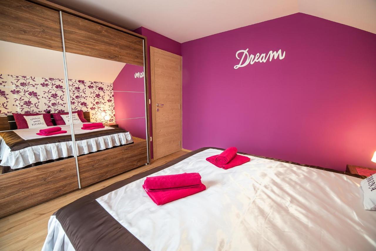 Holiday Home With Hot Tub And Sauna Sabina Rovte Zewnętrze zdjęcie