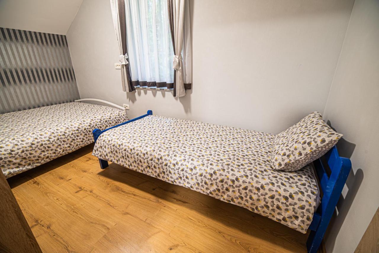 Holiday Home With Hot Tub And Sauna Sabina Rovte Zewnętrze zdjęcie