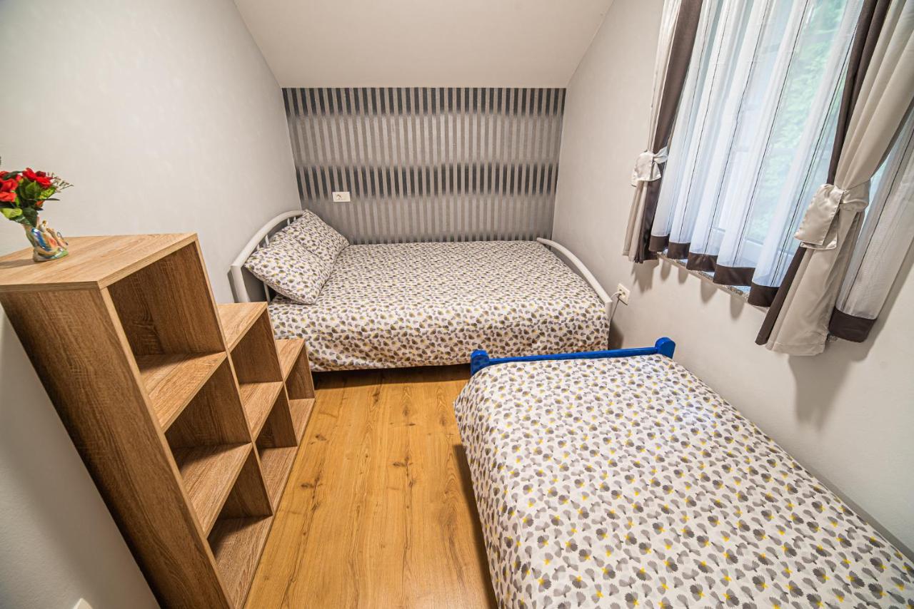 Holiday Home With Hot Tub And Sauna Sabina Rovte Zewnętrze zdjęcie