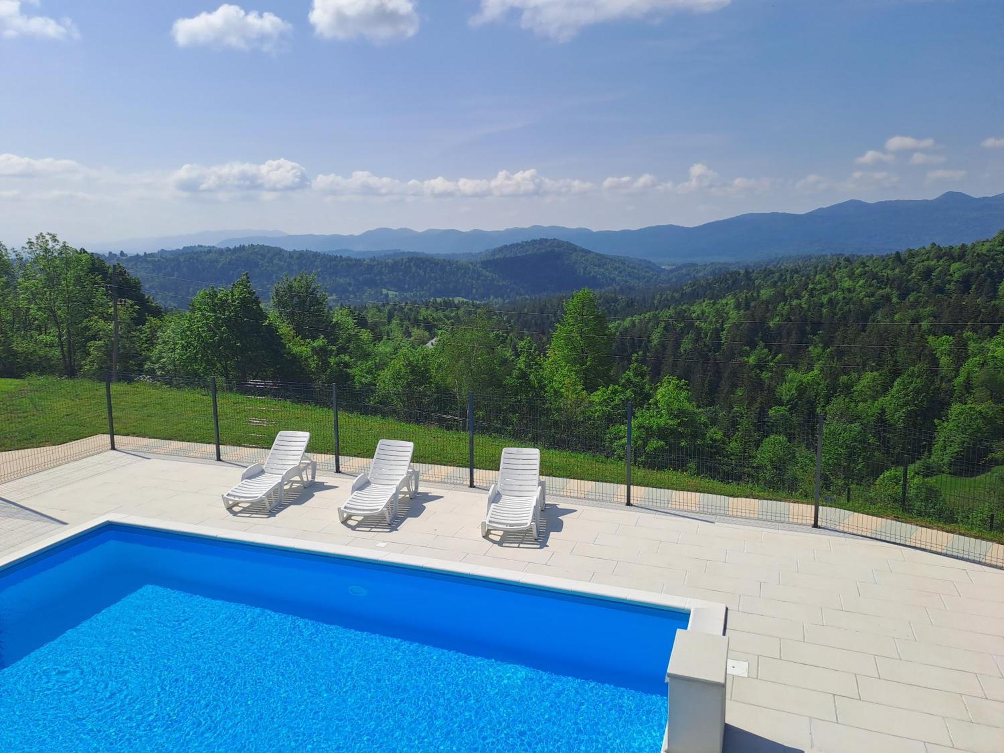 Holiday Home With Hot Tub And Sauna Sabina Rovte Zewnętrze zdjęcie